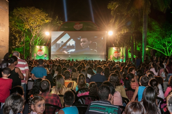 Cine Família na Praça exibe ‘O Pequeno Príncipe’